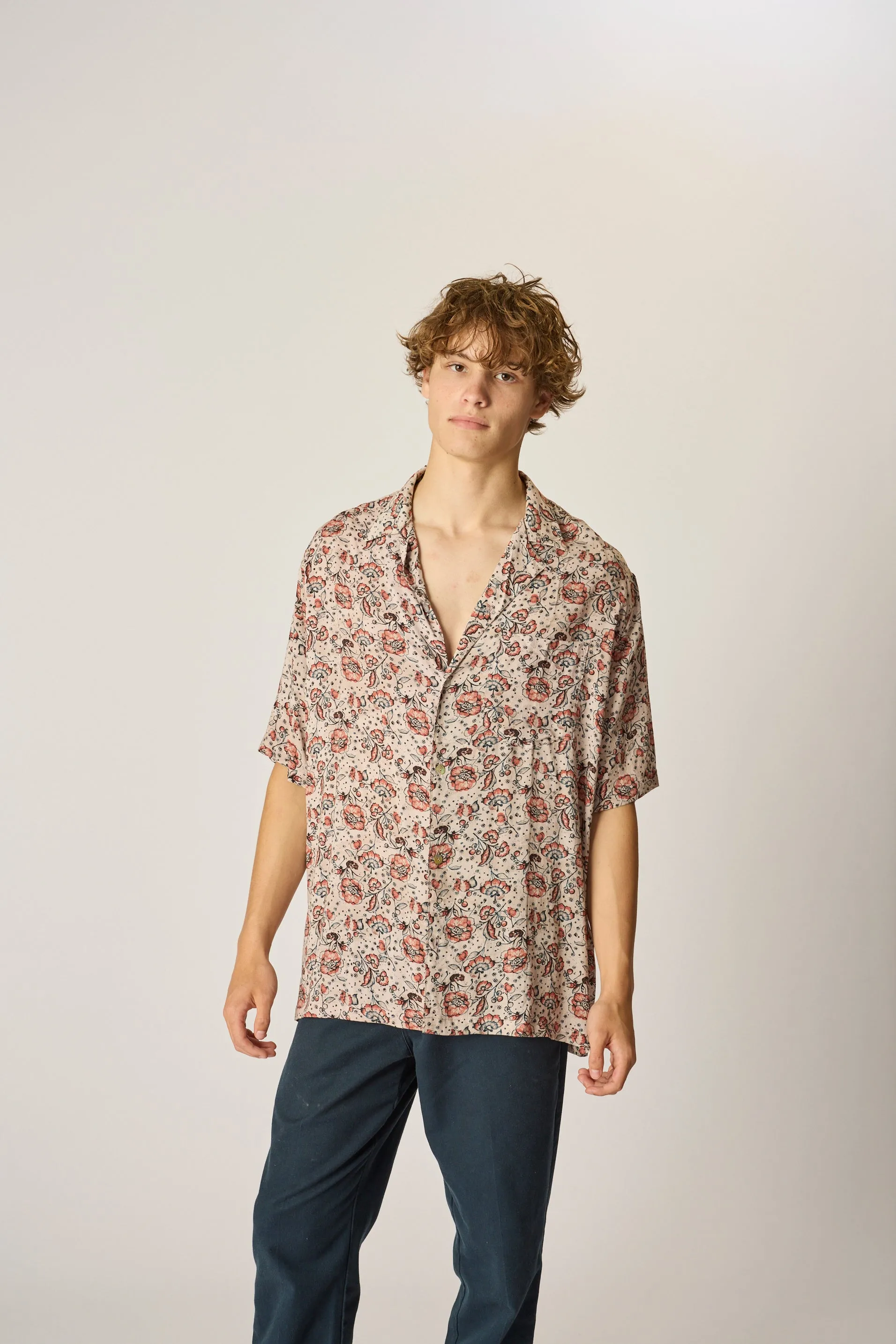 KEVIN SHIRT (UNISEX)