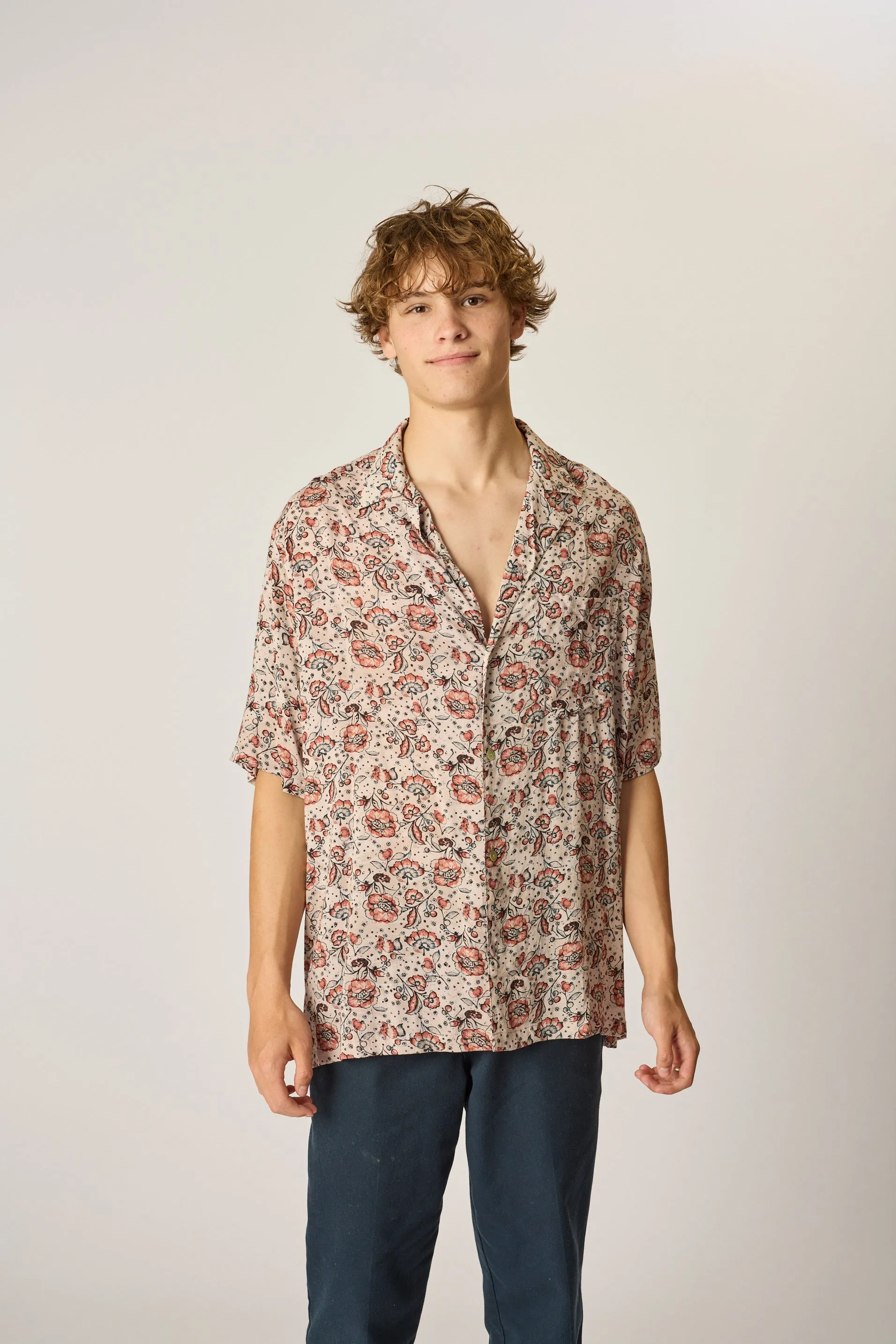 KEVIN SHIRT (UNISEX)