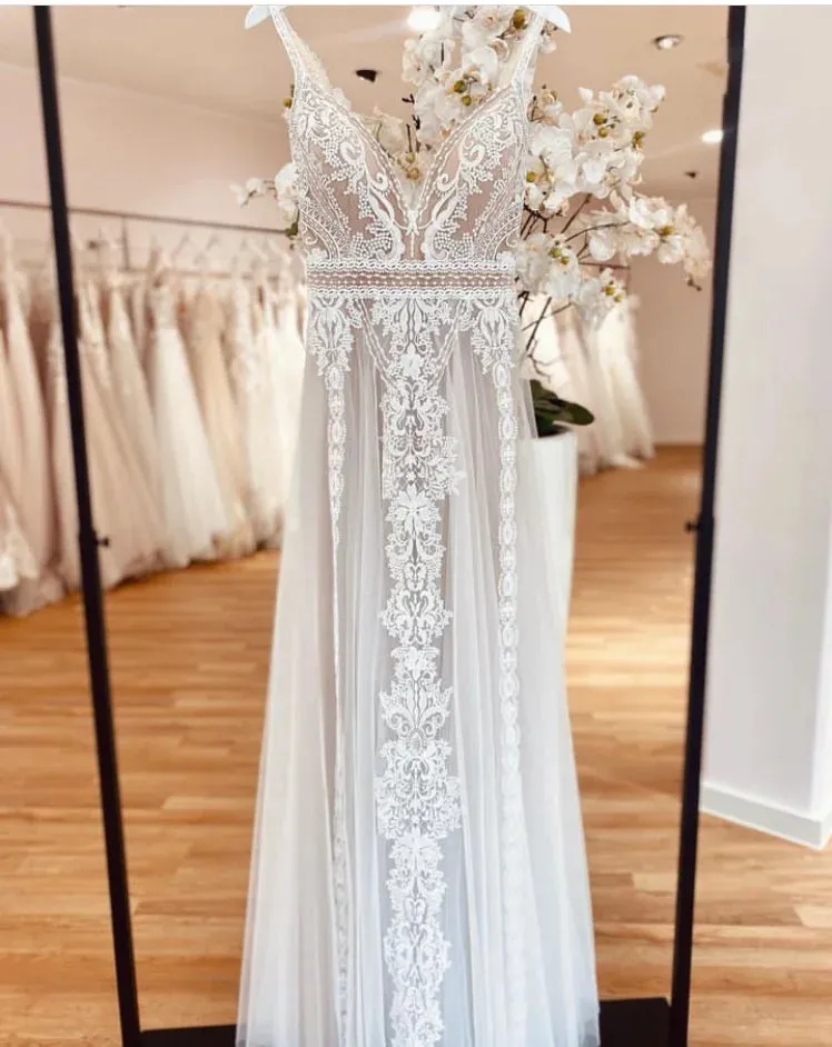Lace Boho Wedding Dress Beach V Neck Open Back Chic Appliques