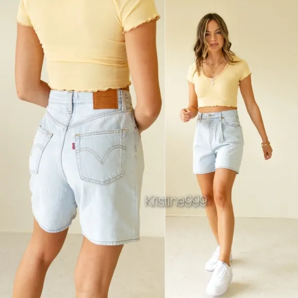 Levi's Premium Pleated Ribcage Shorts in Friendly Reminder Light Wash Retro