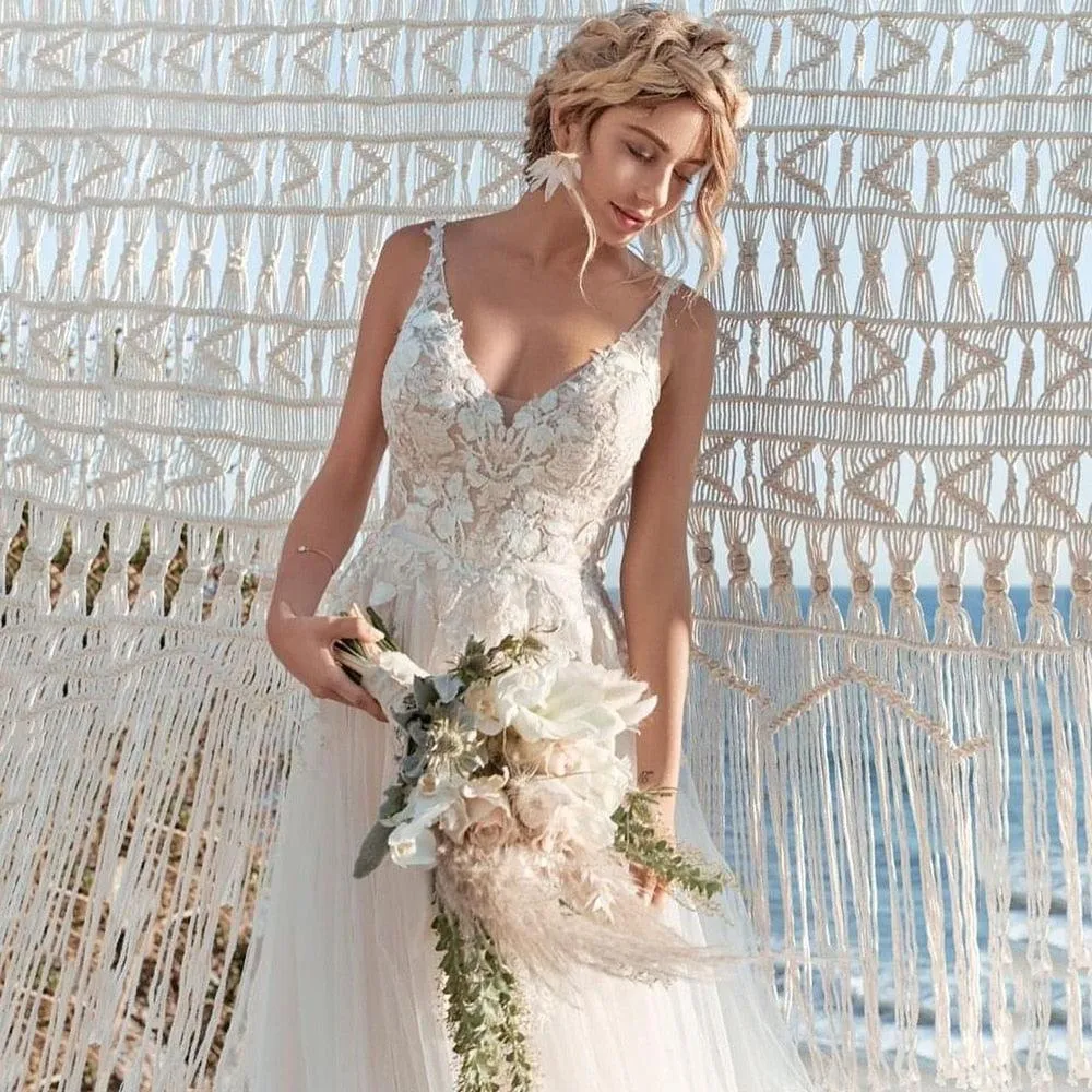 Light Champagne A-Line Tulle Wedding Gowns