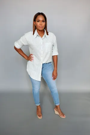 Linen Boyfriend Shirt with Button Back