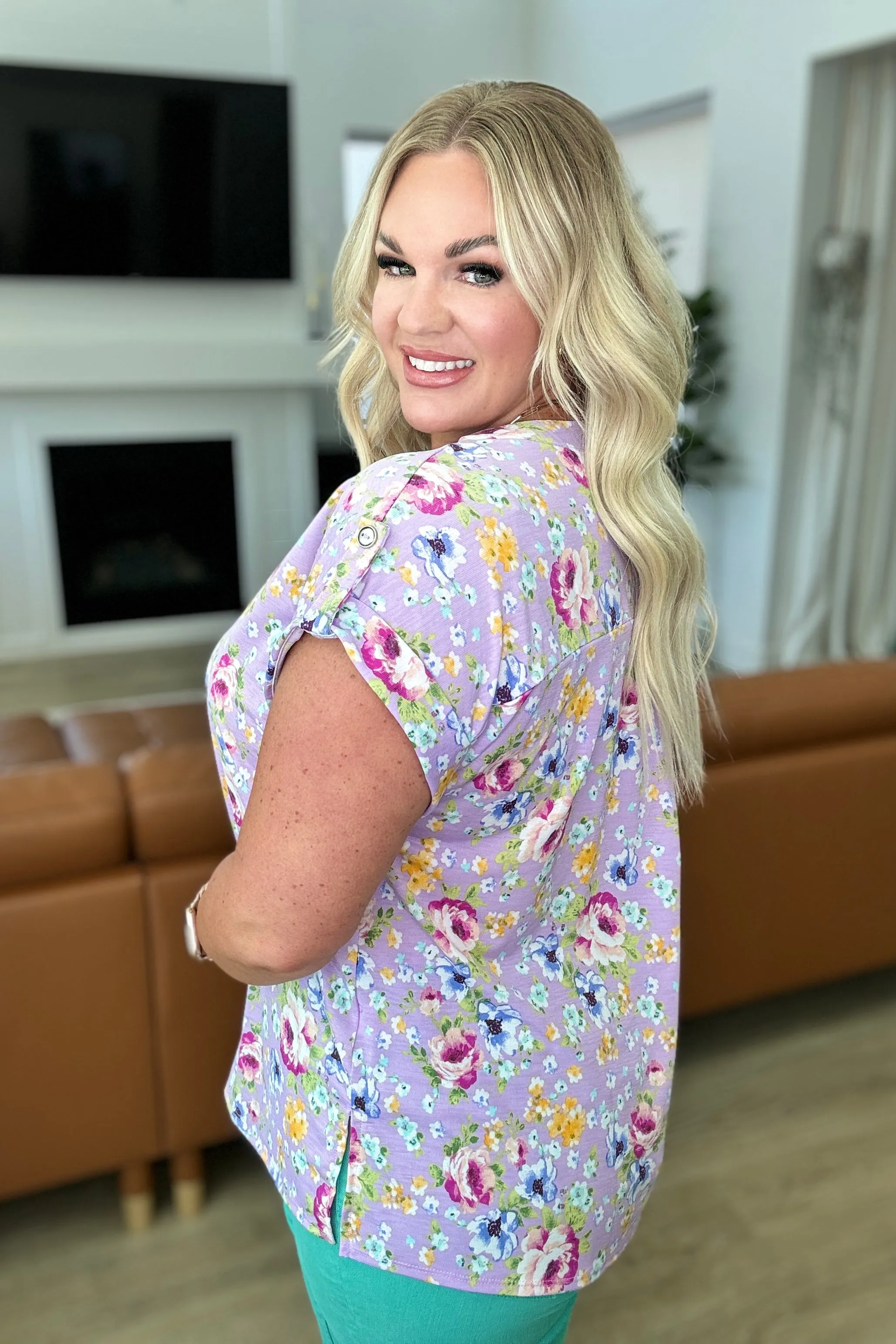 Lizzy Cap Sleeve Top in Lavender & Magenta Floral