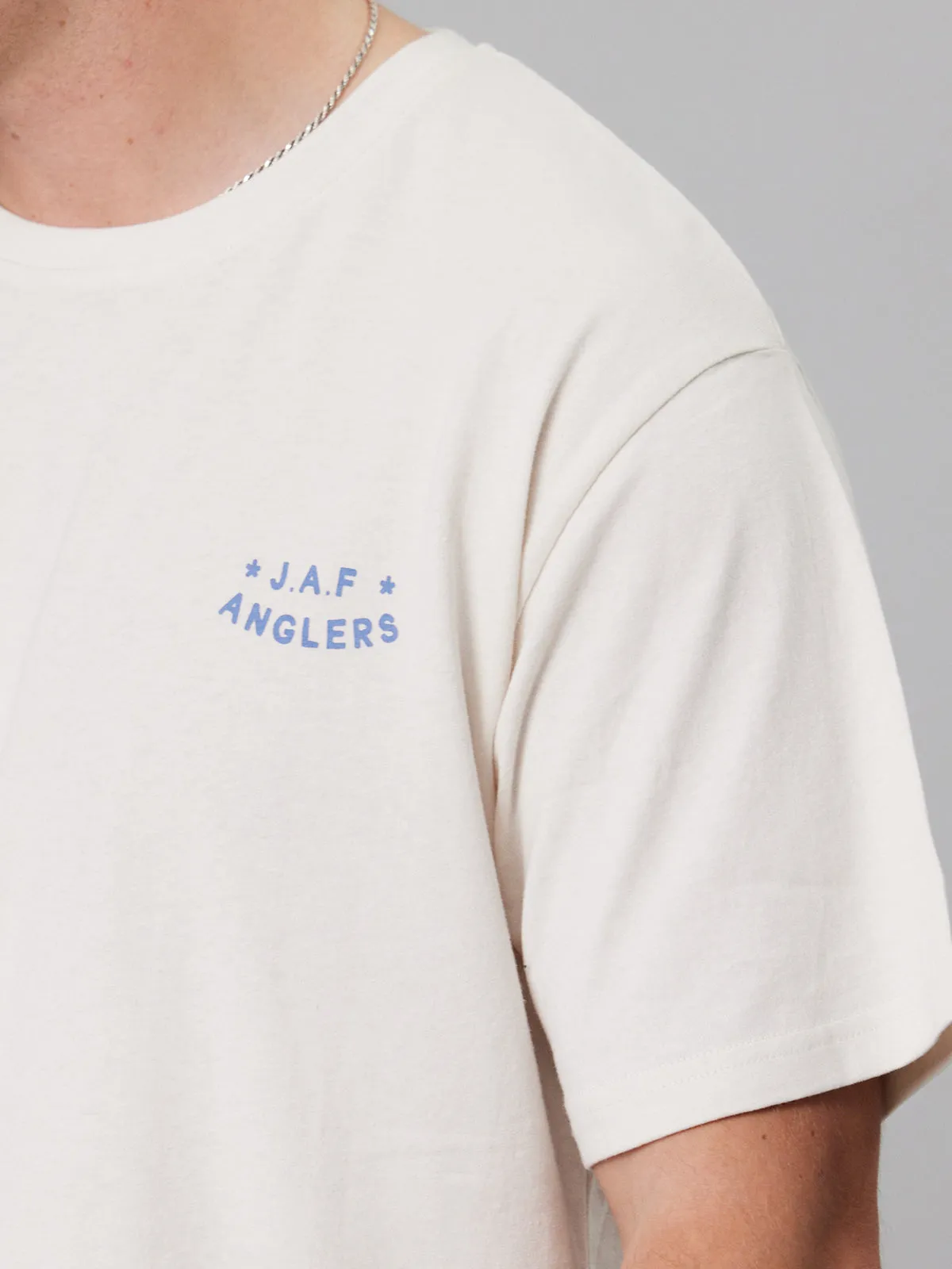 LOYALTY TEE - ANTIQUE WHITE