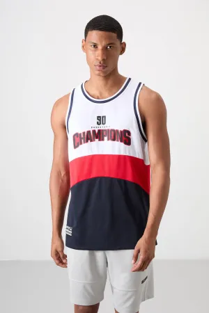 <tc>Débardeur de basket-ball pour homme en polyester, tissu respirant, léger, flexible et à coupe standard - 88395.

</tc>