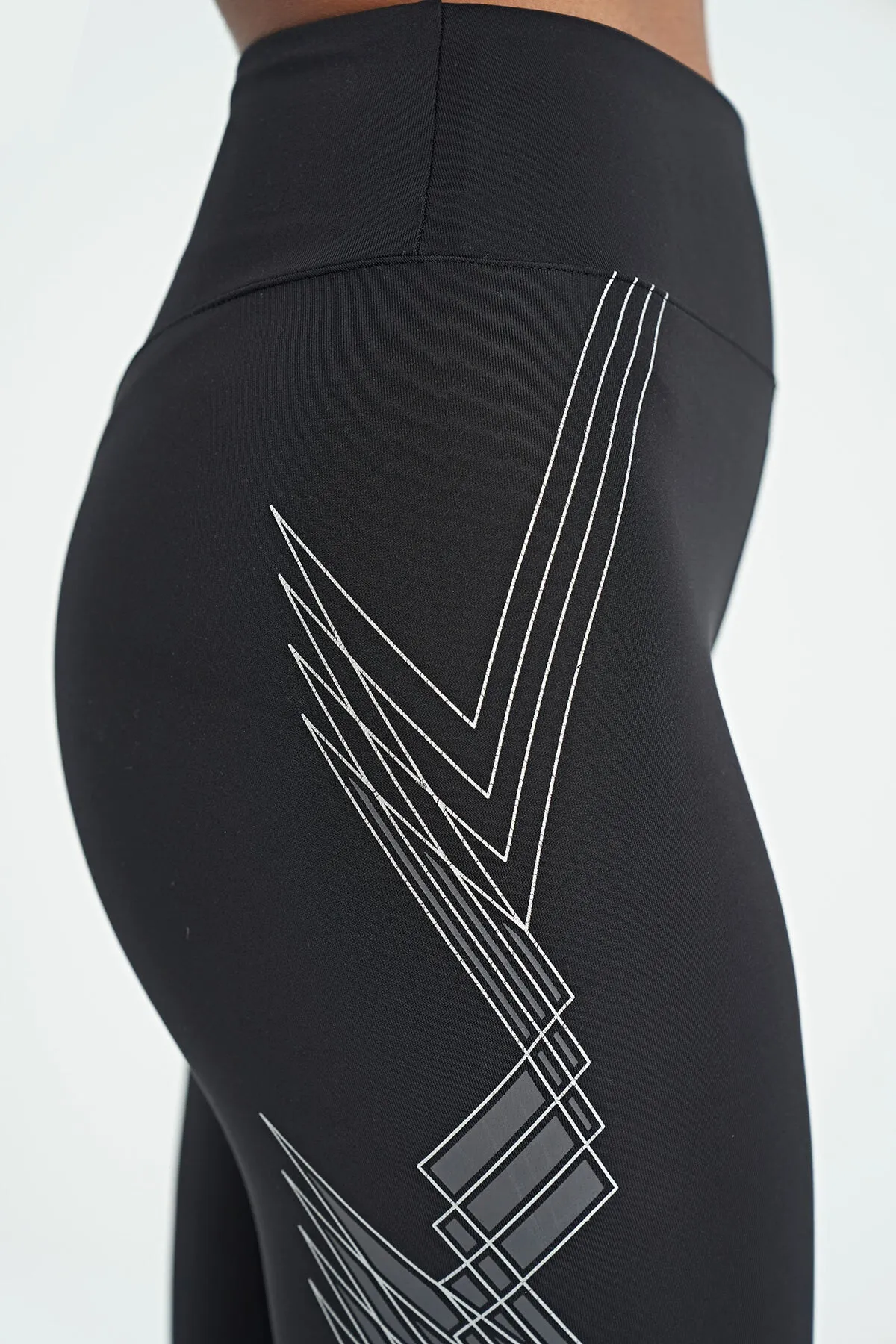 <tc>Legging pour femme taille haute, slim fit, avec détails en résille et imprimé - 94631</tc>