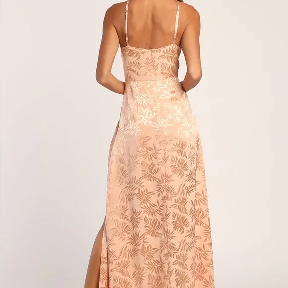 Lulus Elegant Expressions Peachy Pink Satin Leaf Print Halter Maxi Dress