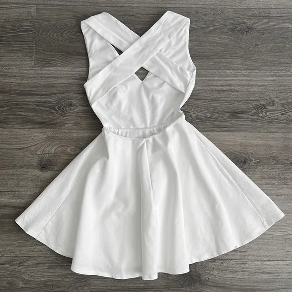 Lulus Going Steady Backless Skater Mini Dress XS White Fit &amp; Flare Bridal Party