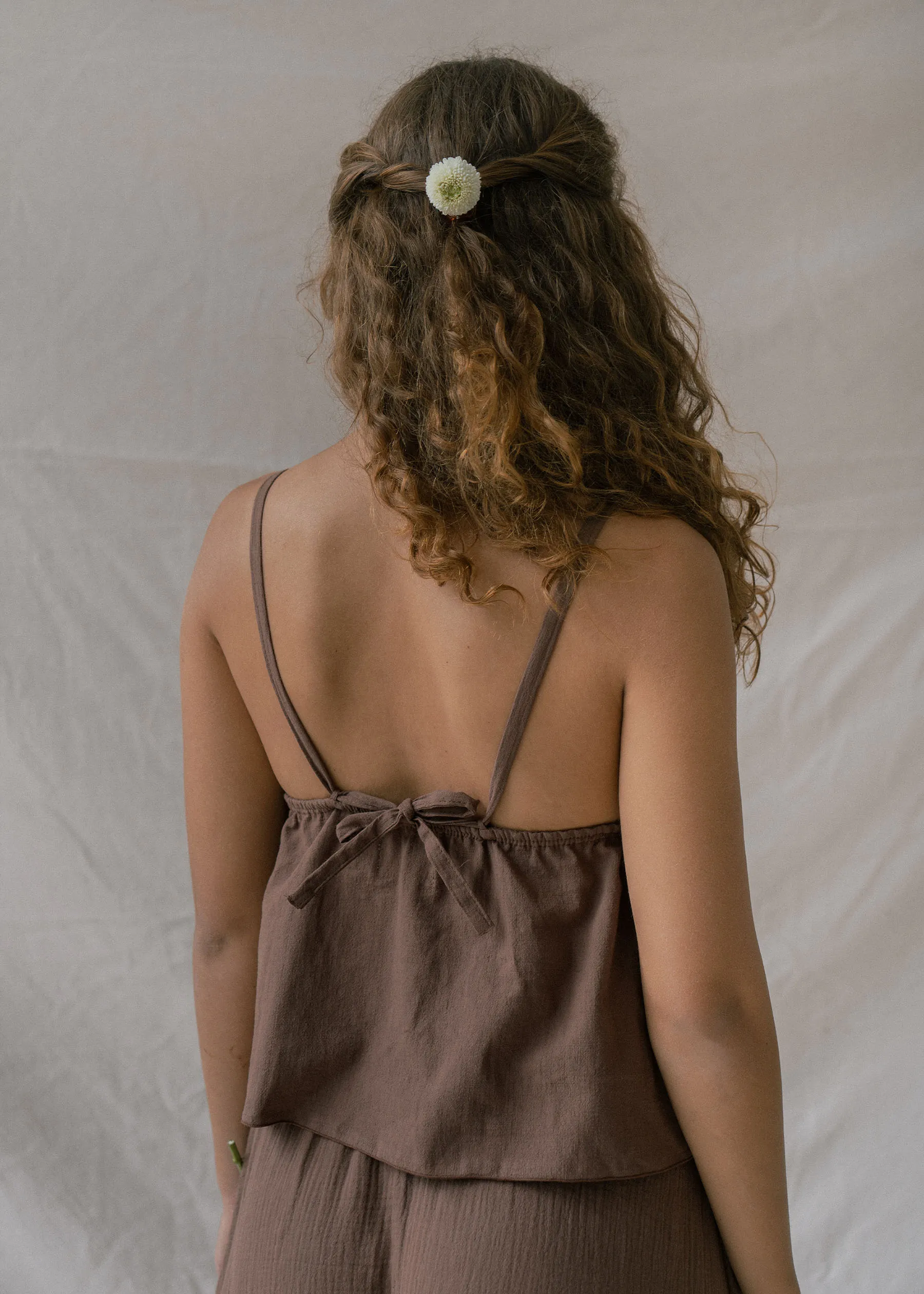 Mökki Halter Top Walnut