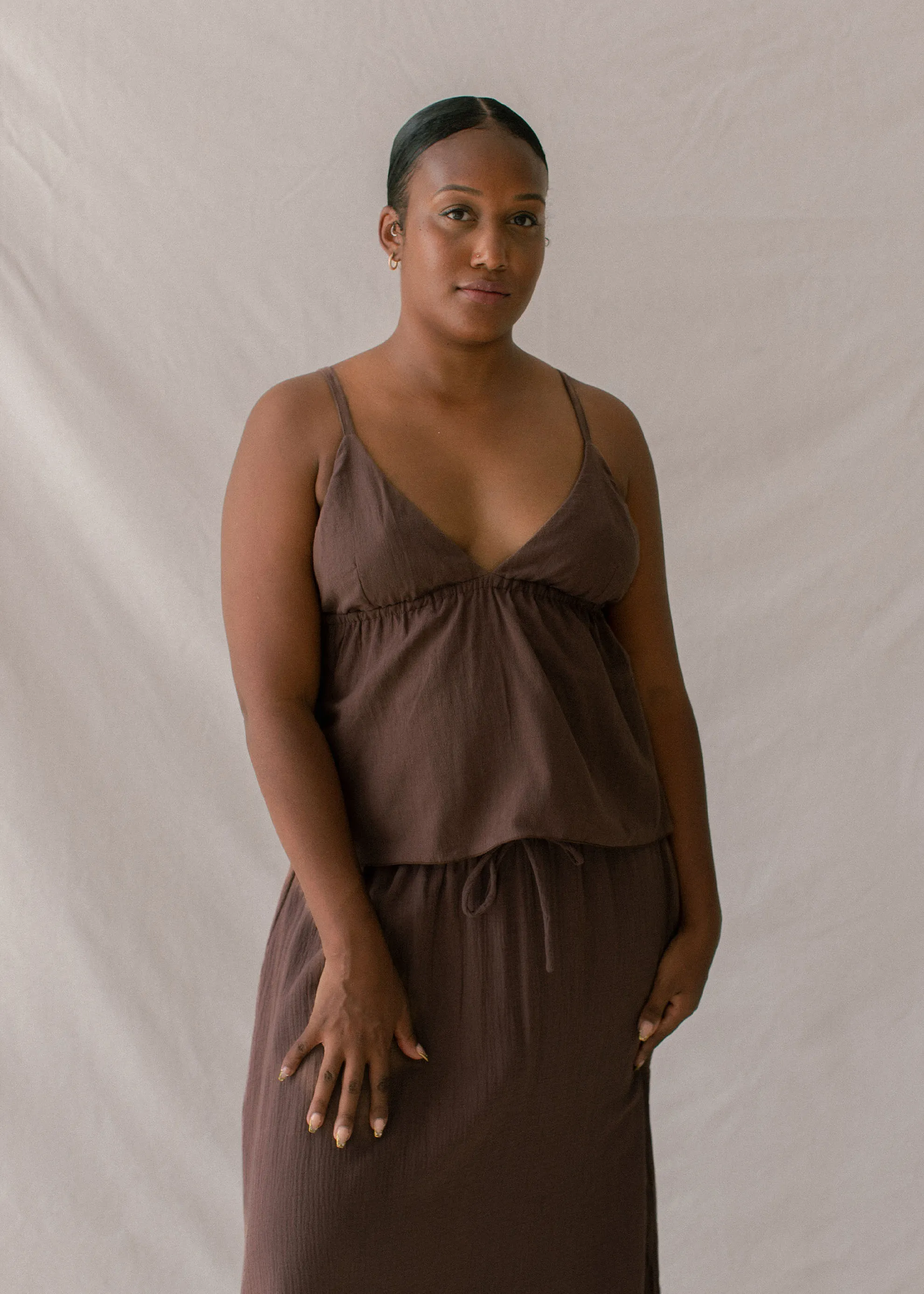 Mökki Halter Top Walnut