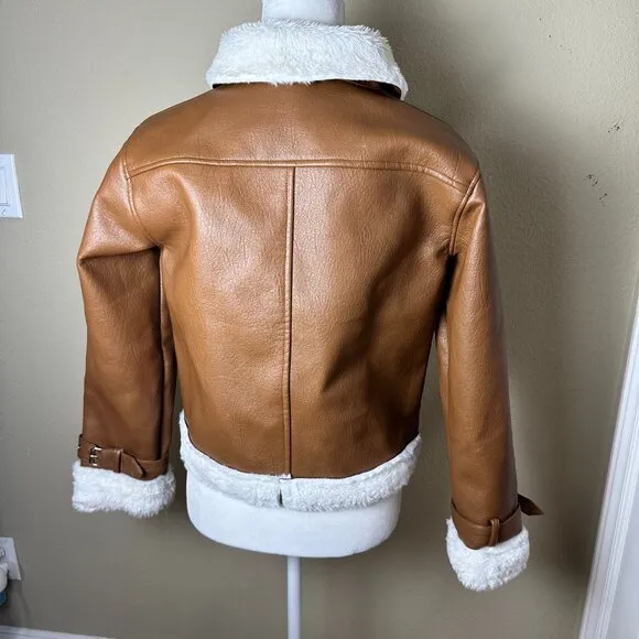NASTY GAL Faux Leather &amp; Faux Fur Cropped Jacker with Pockets Size 4 / Small