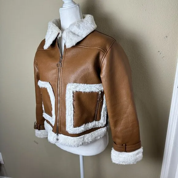 NASTY GAL Faux Leather &amp; Faux Fur Cropped Jacker with Pockets Size 4 / Small