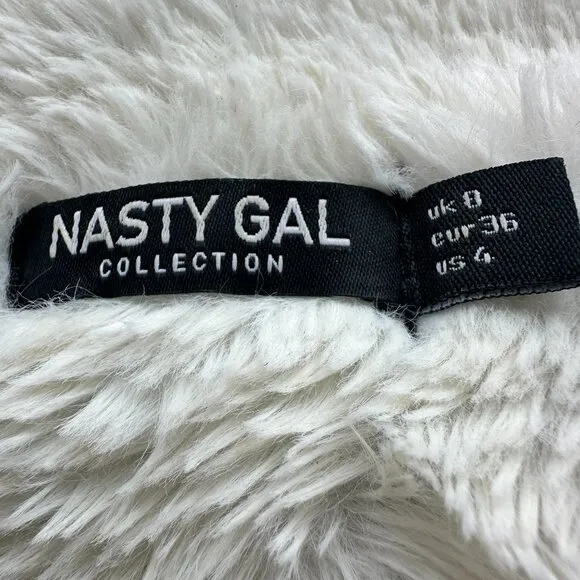 NASTY GAL Faux Leather &amp; Faux Fur Cropped Jacker with Pockets Size 4 / Small