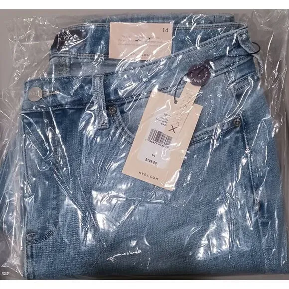 NEW $109 NYDJ Alina Light Wash Jeans Pants Size 14 Lift Tuck‎ Smoothing