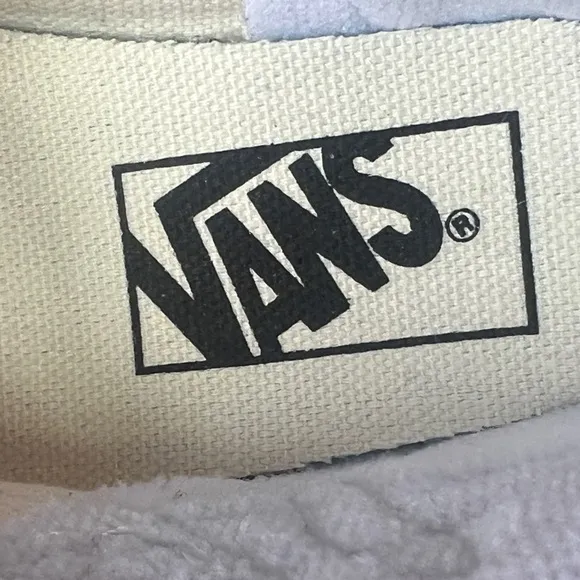 NEW Vans Bunny SK8-Mid Reissue V Rabbit Garden Party Sneakers Mid-tops Toddler 4