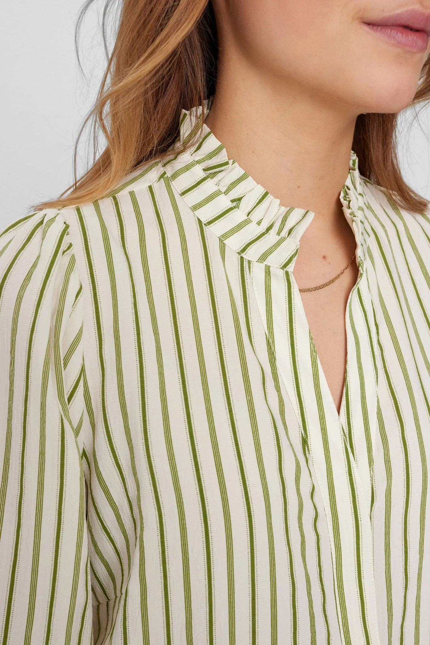 NUEVAS SHIRT - Classic Green
