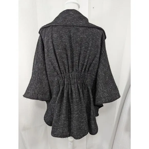 NWOT! STEVE MADDEN! MARLED BLACK W/WHITE WOOL BLEND CAPE/COAT- BELT INSIDE! SZ S