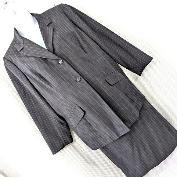 NWOT! WORTHINGTON WOMAN! CLASSIC GRAY PIN STRIPED SKIRT SUIT LONG JACKET! SZ 20W