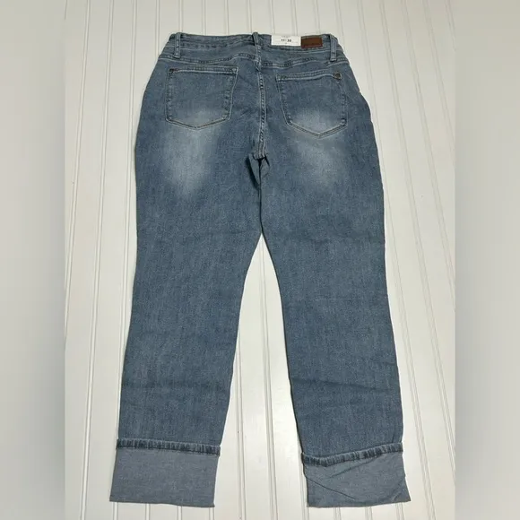 NWT Judy Blue High Rise Cuff Hem Boyfriend Jeans size 11
