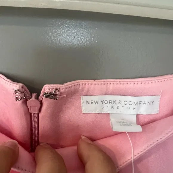 NWT New York and Company Elegant Pink Pencil Skirt Size 0