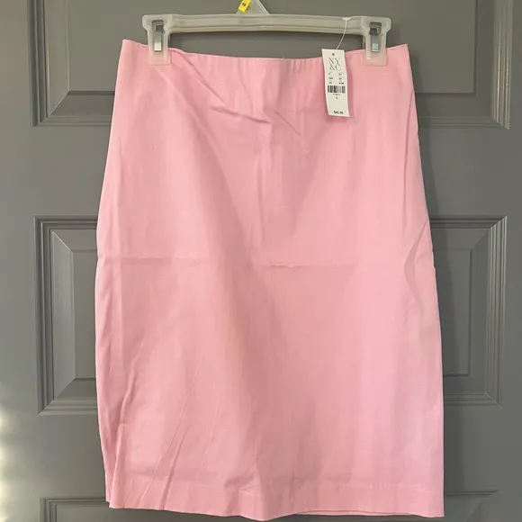 NWT New York and Company Elegant Pink Pencil Skirt Size 0