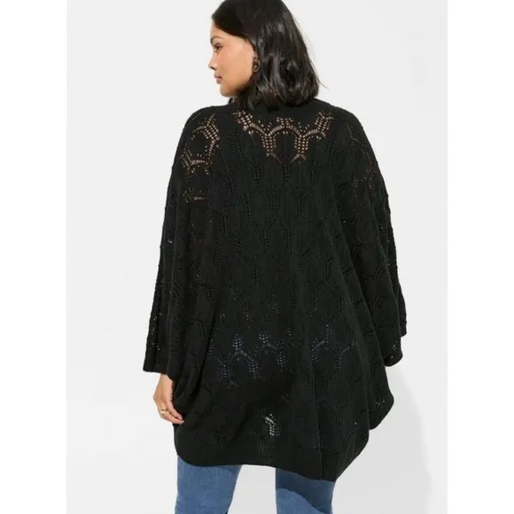 NWT! Torrid Dolman Lightweight Crochet Pointelle Ruana - Black