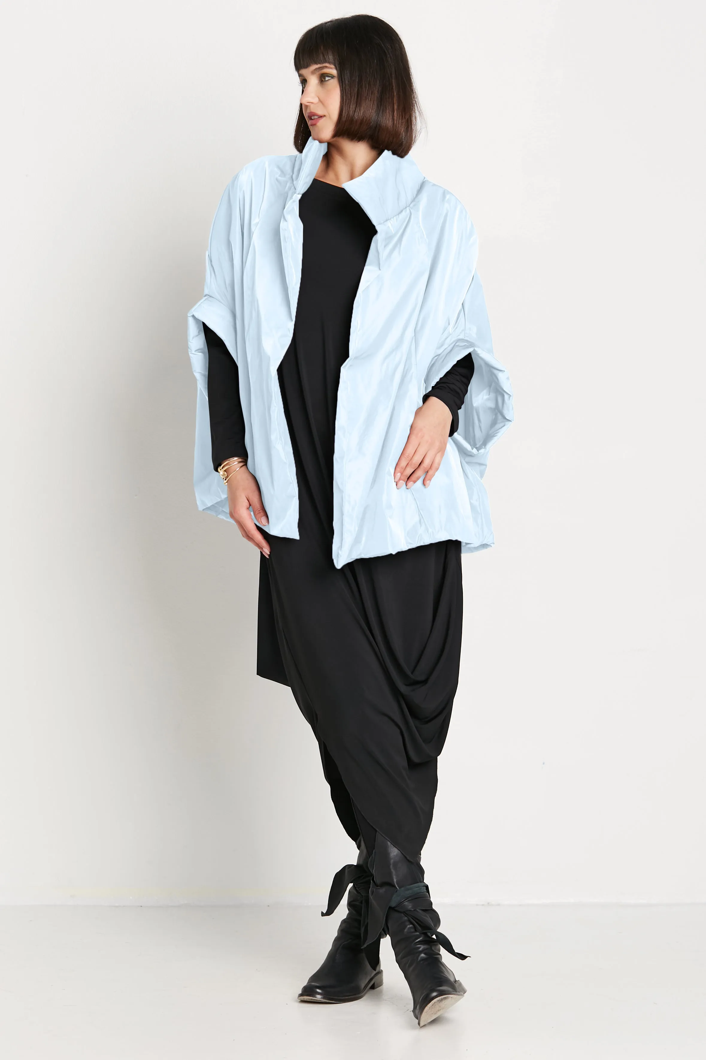 Nylon Chic Cape