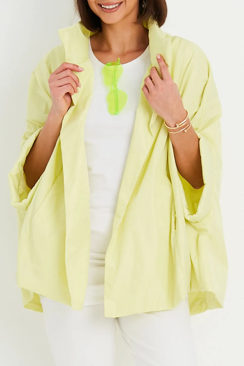 Nylon Chic Cape