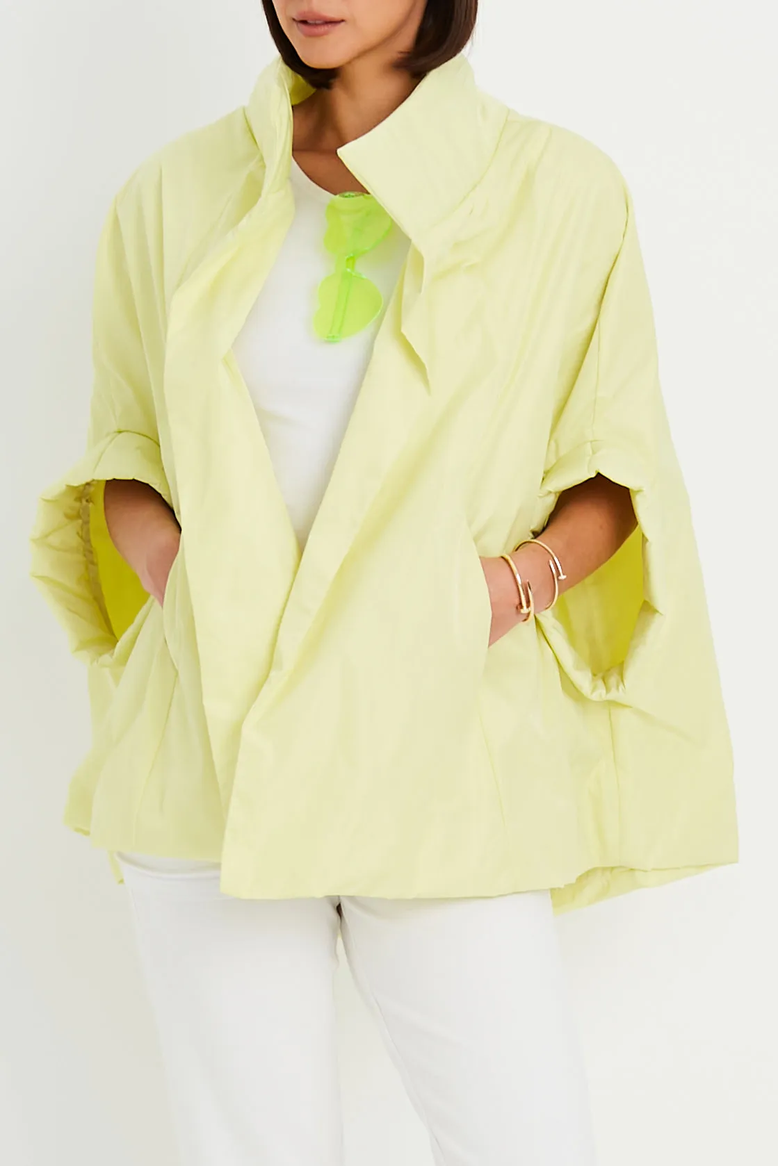 Nylon Chic Cape