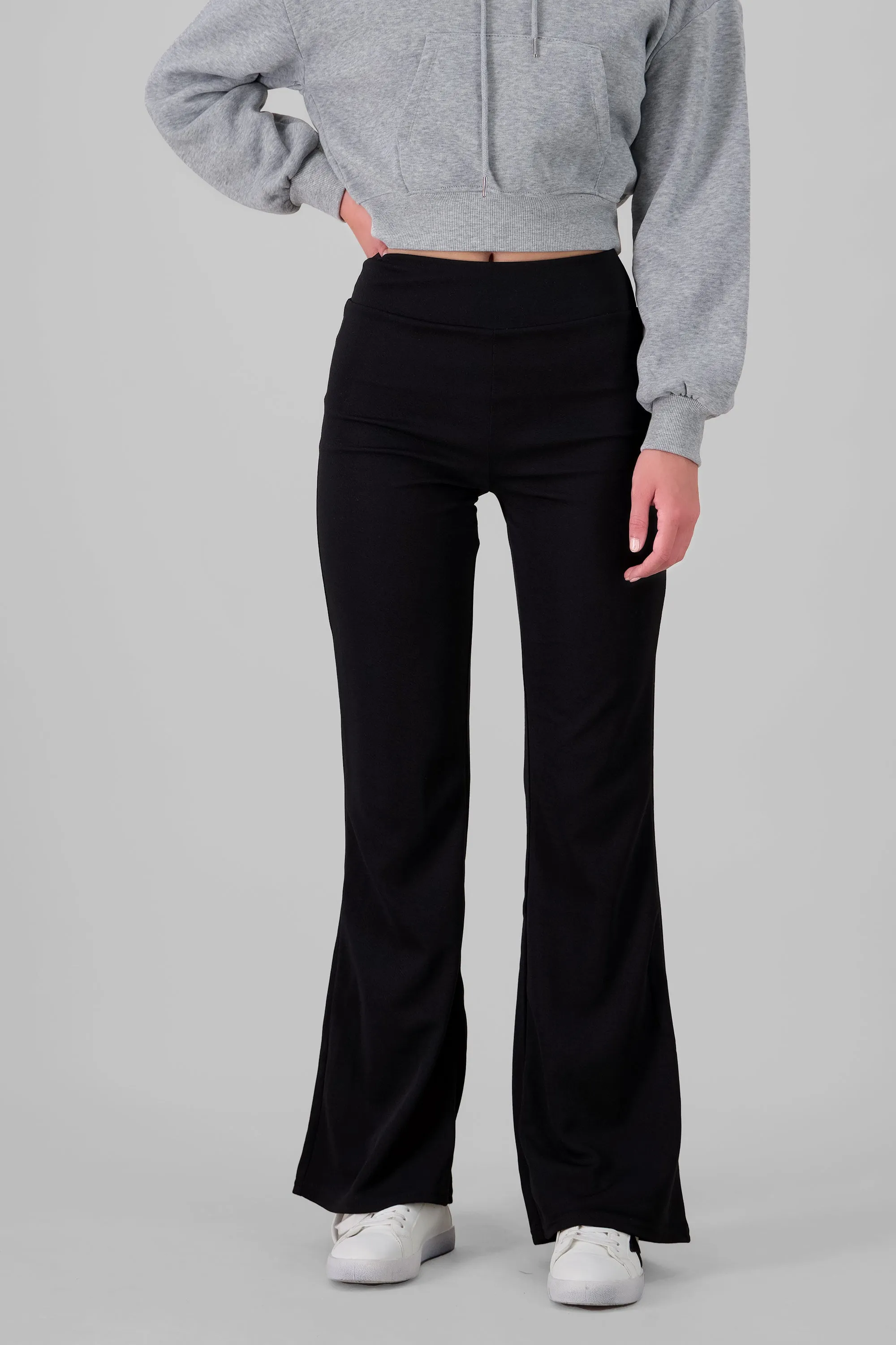 Pantalon flare liso pretina ancha