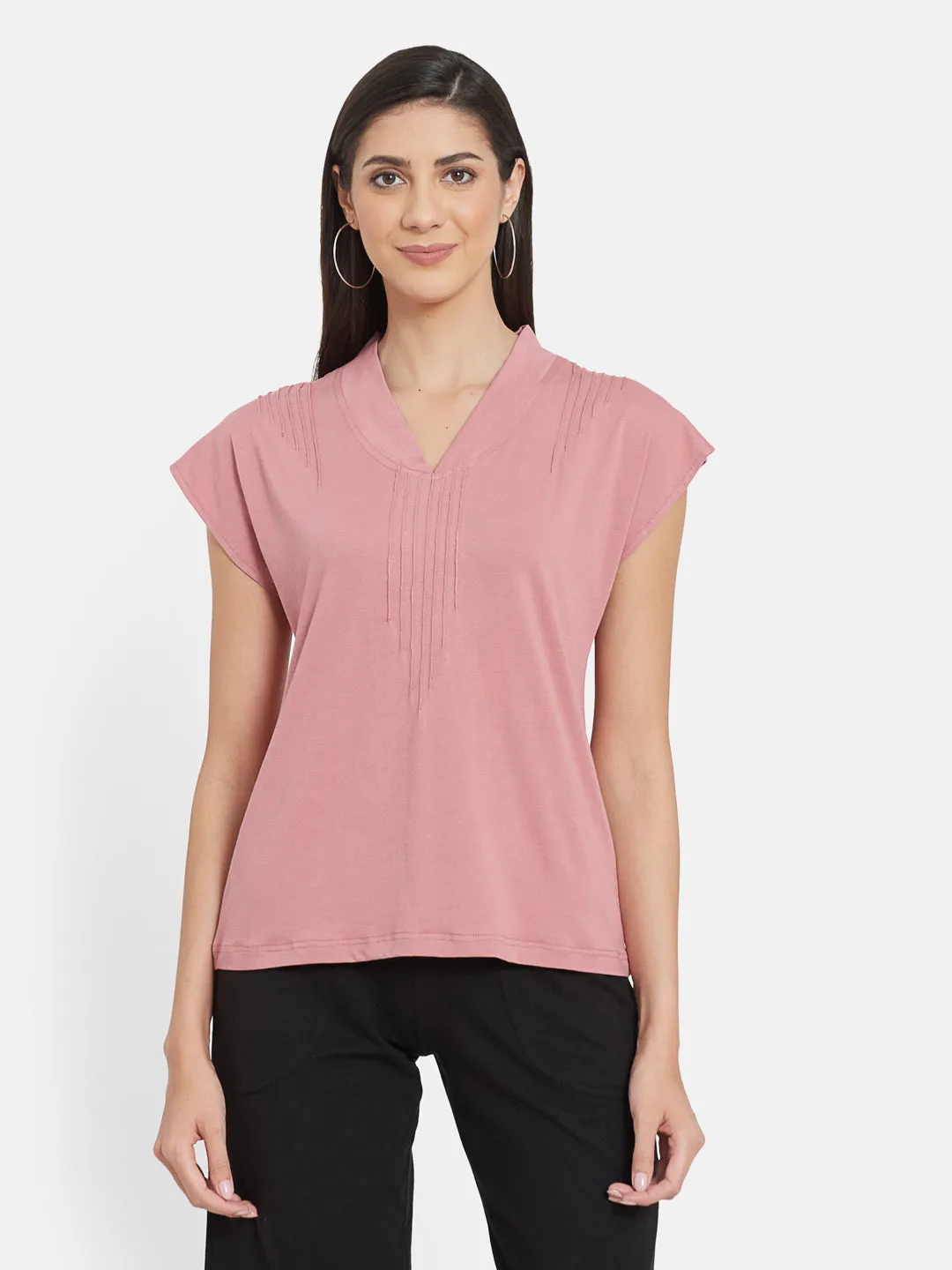 PIN TUCKED DETAILED TOP