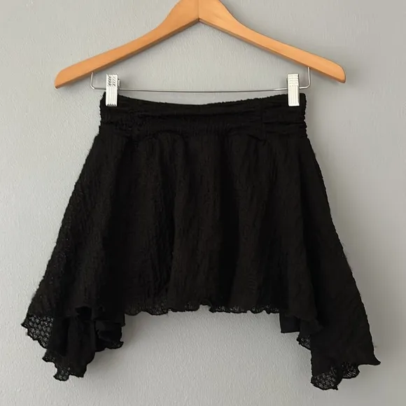 Pull&amp;Bear • NWT Black Asymmetric Hem Mini Skirt Size XS