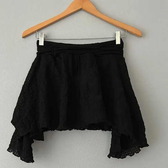 Pull&amp;Bear • NWT Black Asymmetric Hem Mini Skirt Size XS