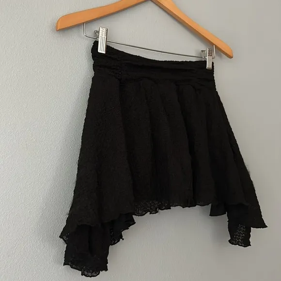 Pull&amp;Bear • NWT Black Asymmetric Hem Mini Skirt Size XS