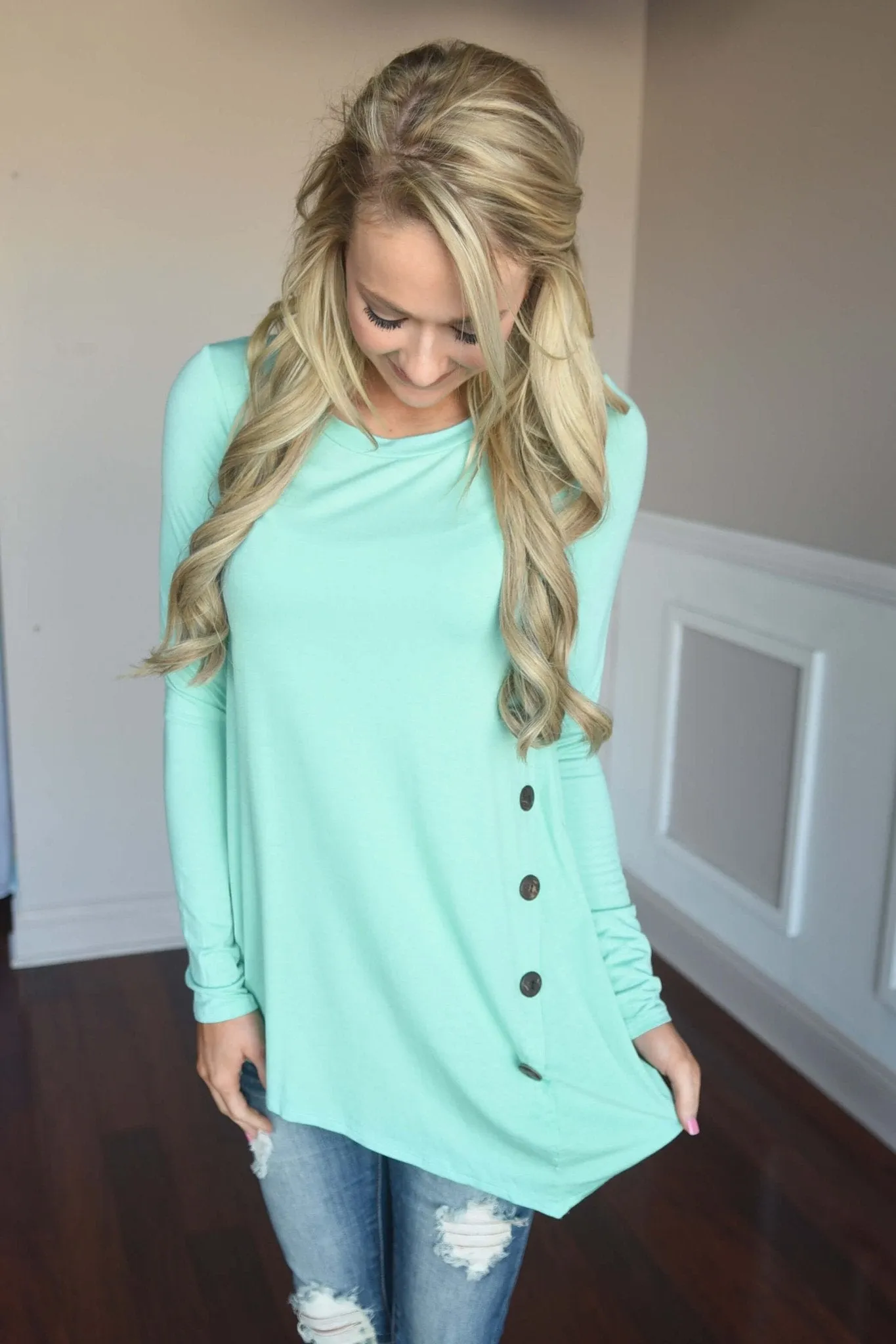 Push My Buttons Top ~ Mint