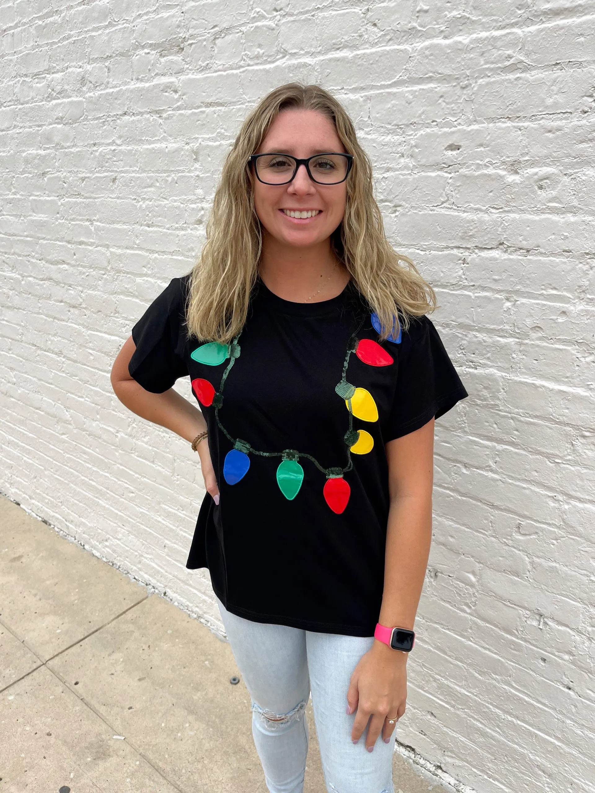 QUEEN OF SPARKLES CHRISTMAS LIGHTS NECKLACE SWEATER - RED