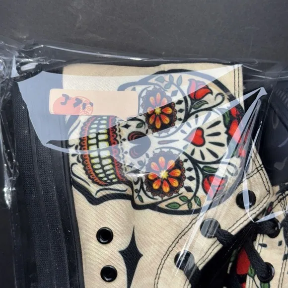 RAAD Shop High-Top Black Roses&amp; Skulls, 9M Shoes Sneakers