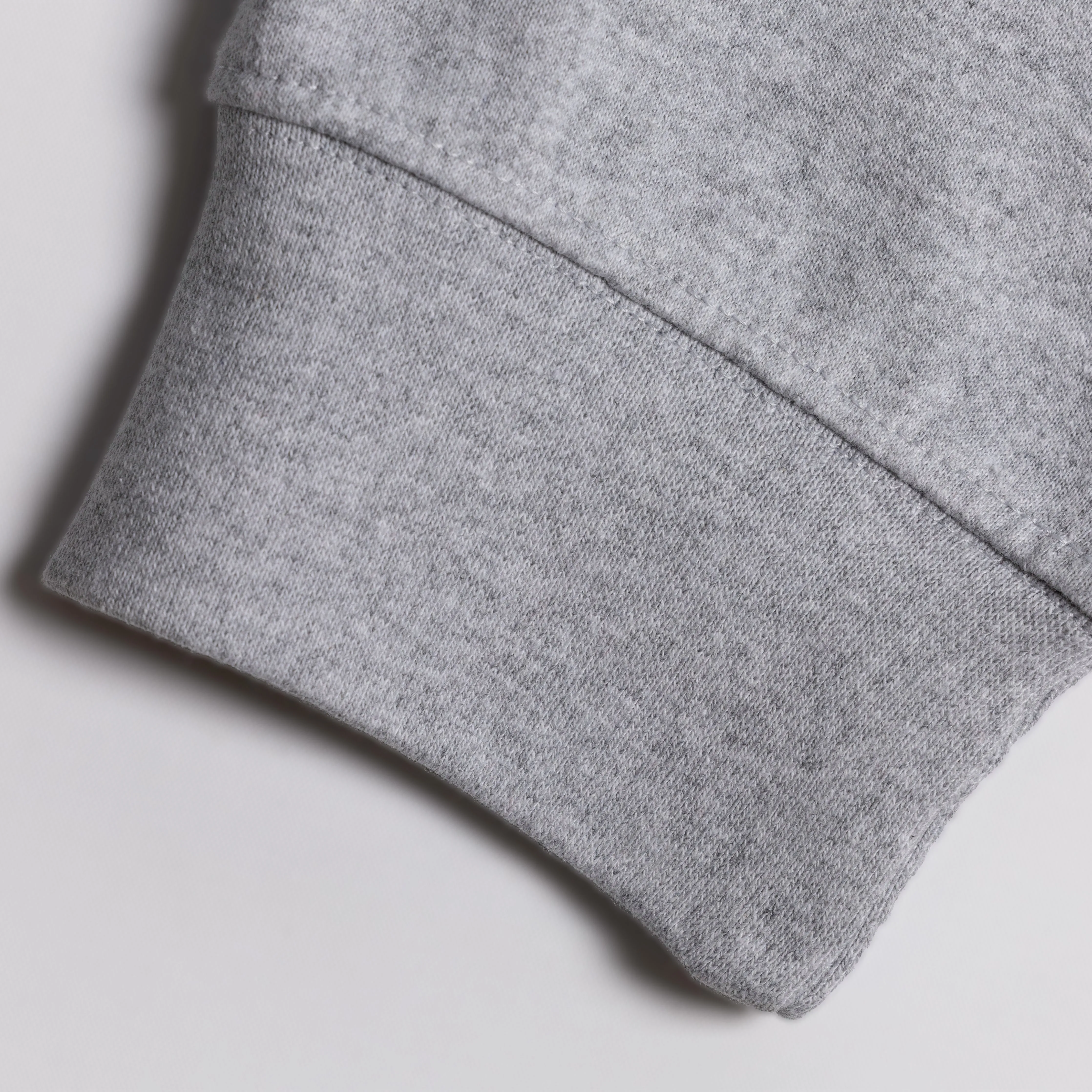 Retro Classic Crew Sweatshirt - White Heather