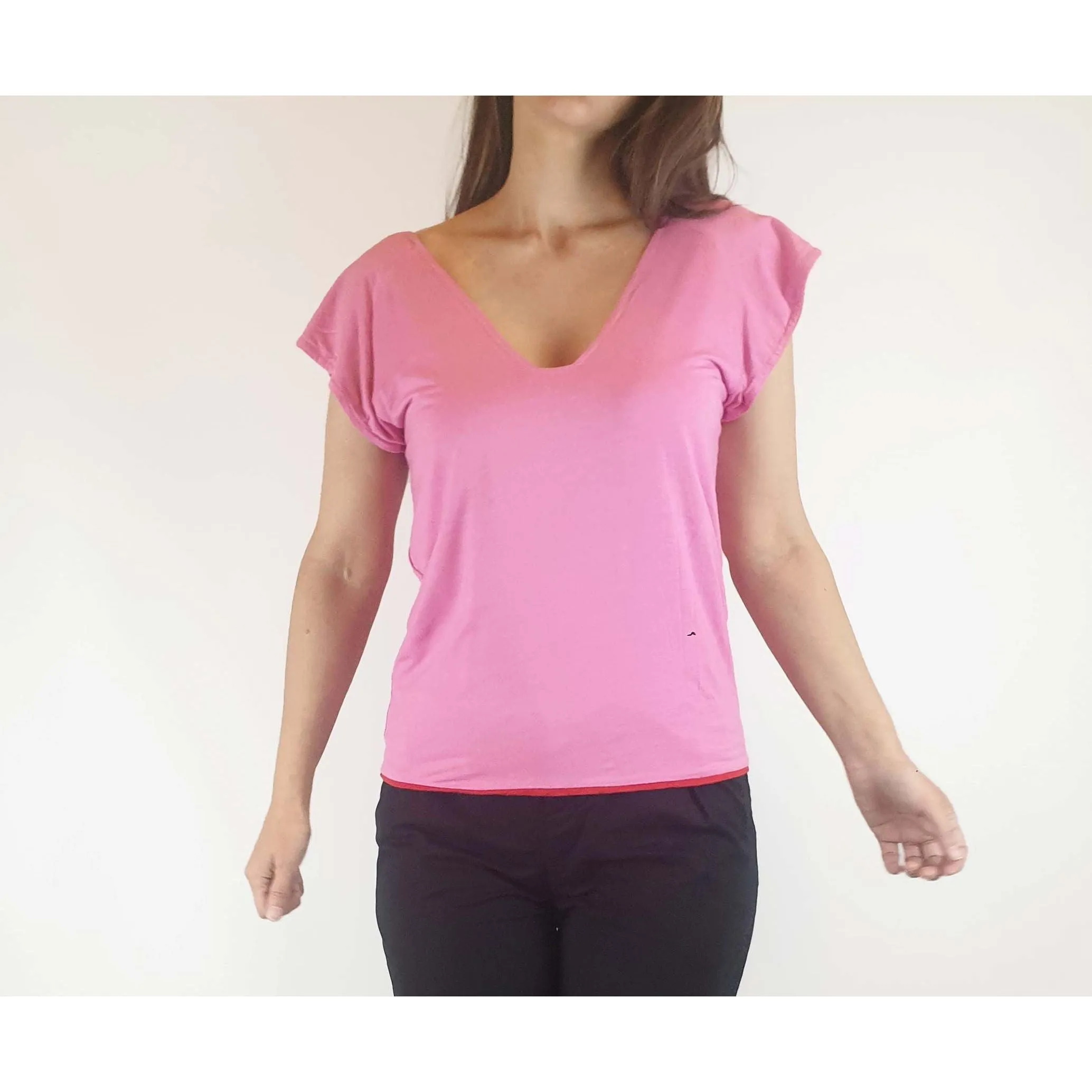 Reversible tee shirt top with red and pink sides best fits size 8