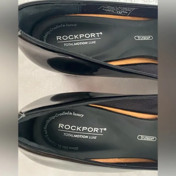 ROCKPORT Total Motion Luxe TRUTECH Leather Wedge. Size 9.5