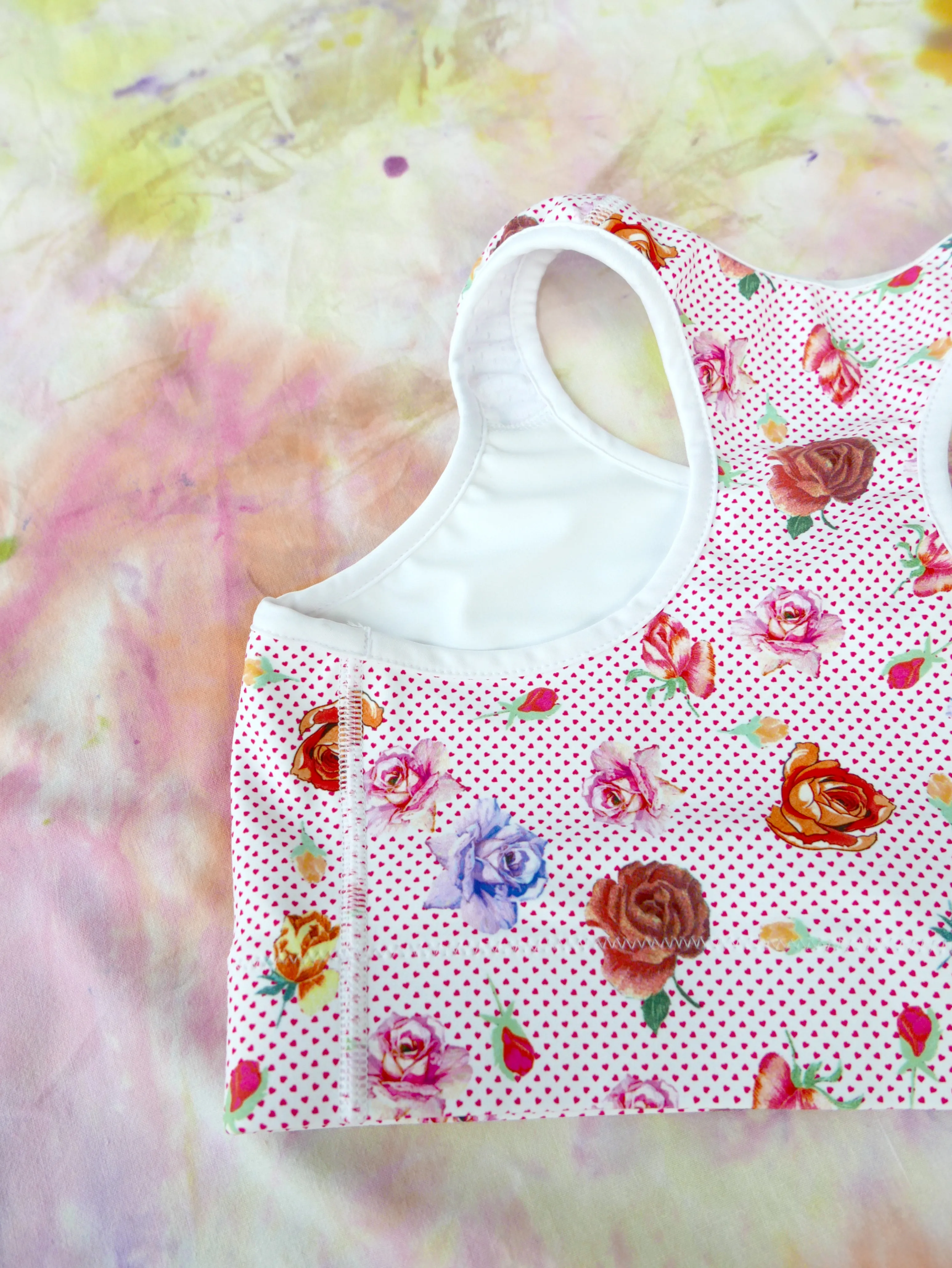 Rose Love Heart Print Sports Bra