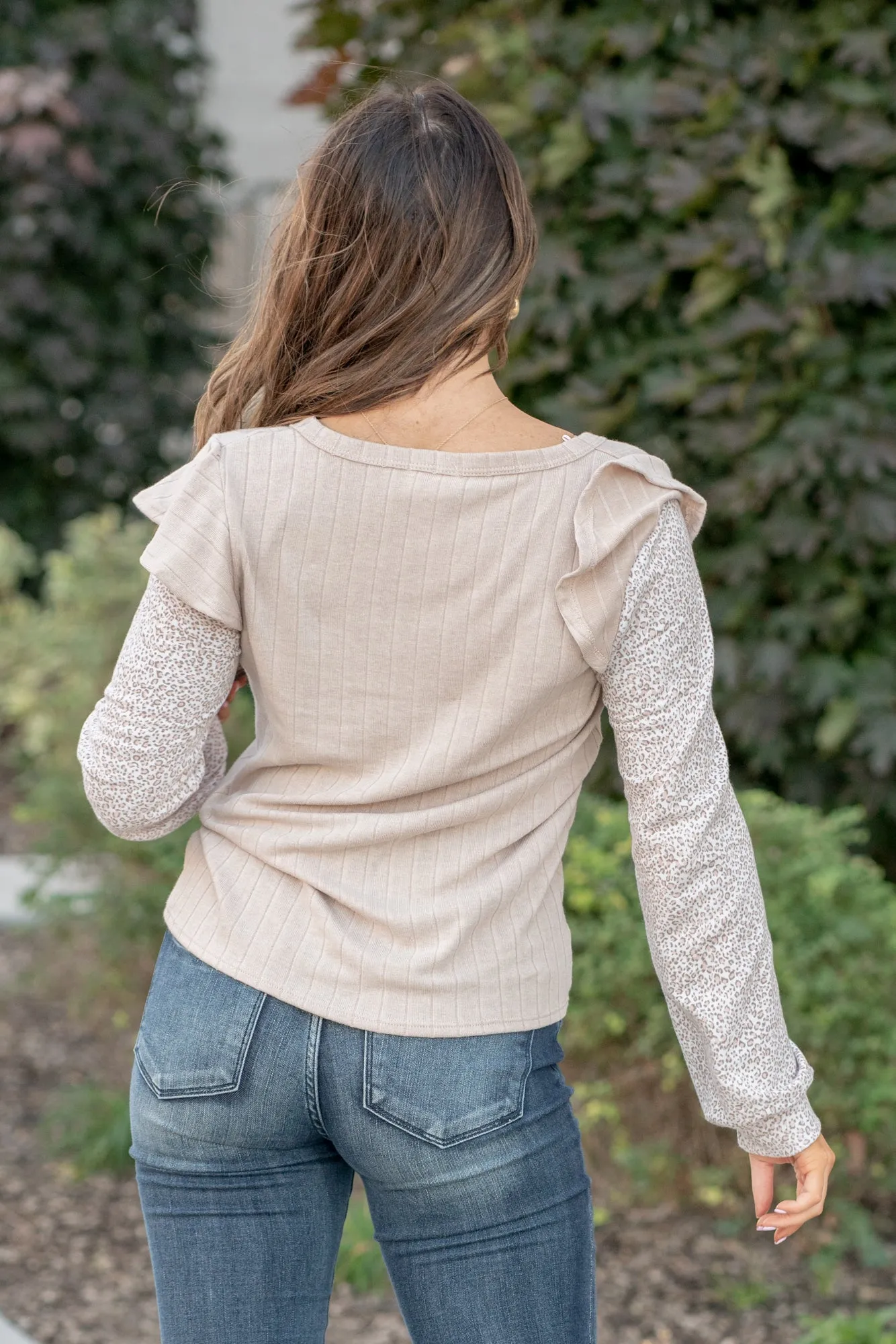 Ruching Front Color Block Leopard Knit Top