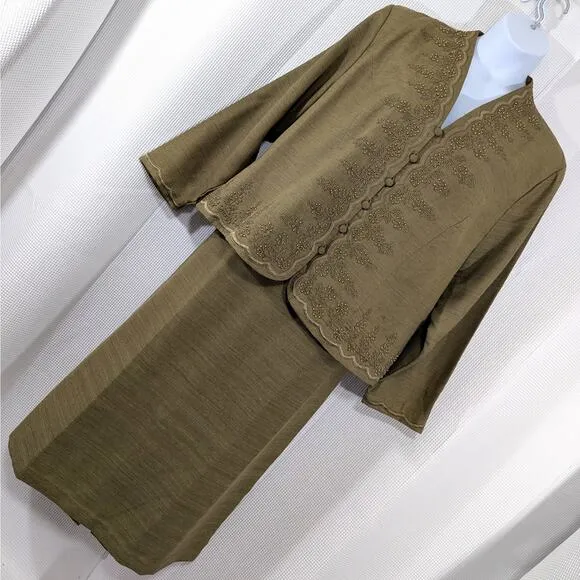 SARAH ELIZABETH! PALEST SAGE GREEN RAW FINISH EMBROIDERED SKIRT SUIT! SZ 22W