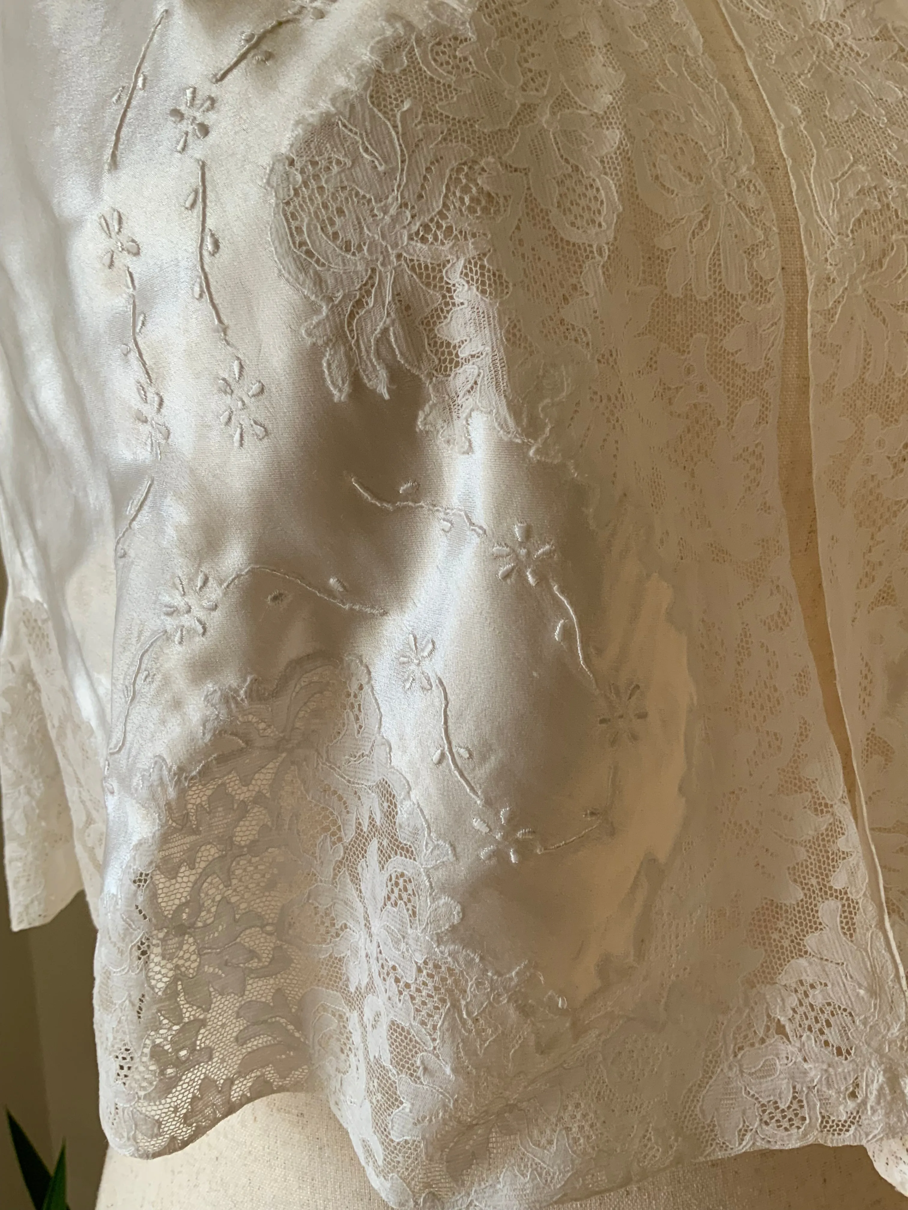 Satin Lace Bed Jacket - 50s - 50P