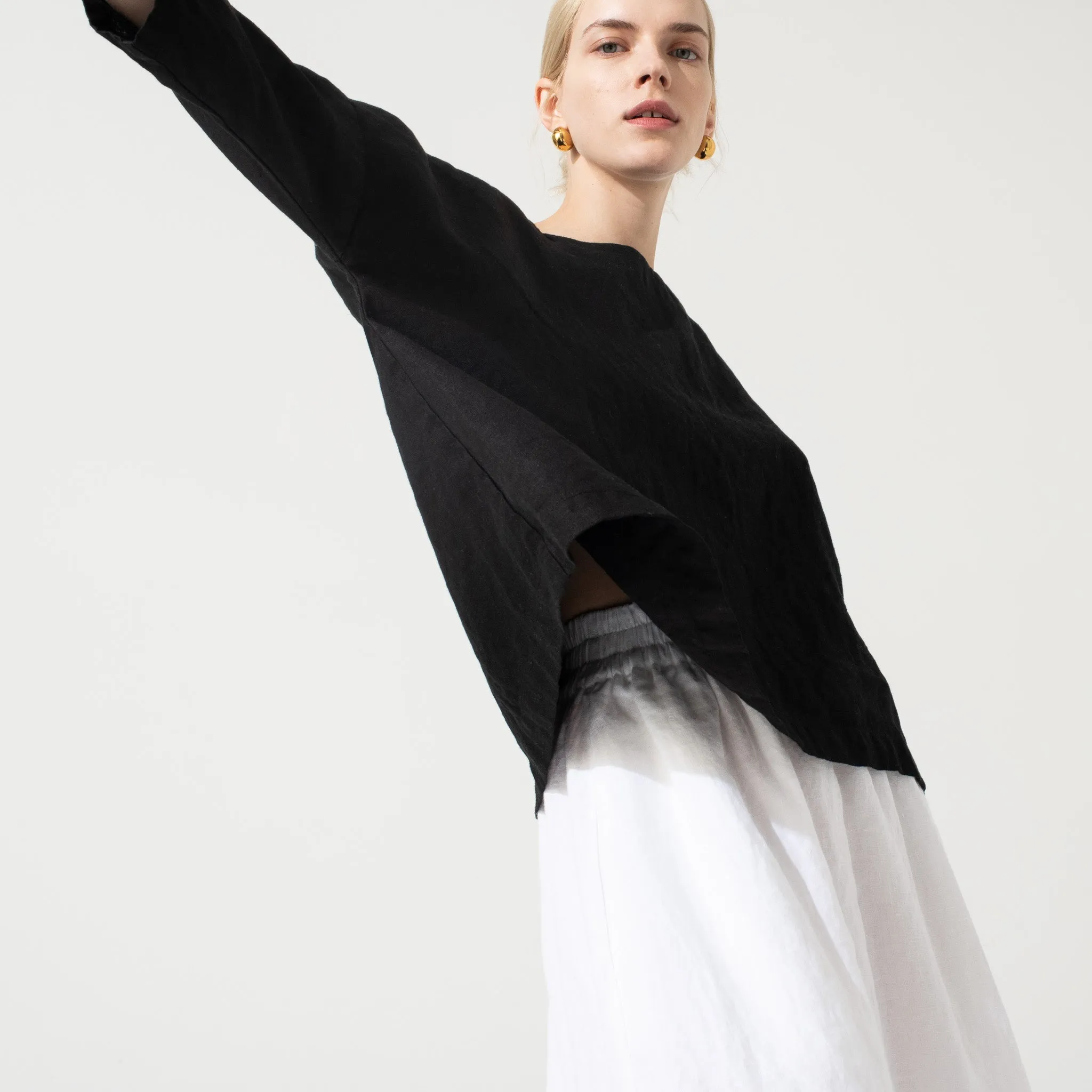 SION gathered linen skirt in White