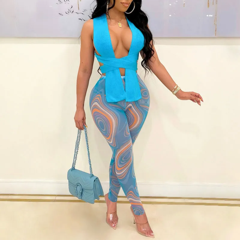 Sleeveless Bandage Crop Top & Print Leggings Set