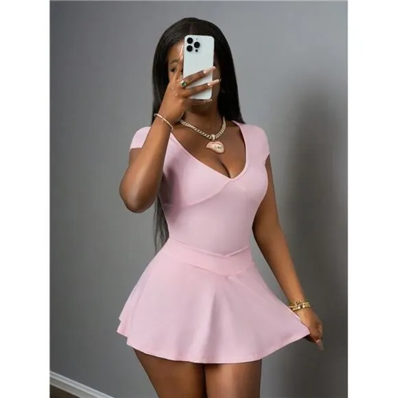 Spring And Summer Casual Simple Basic Sports Style Square Collar T-Shirt   Skirt