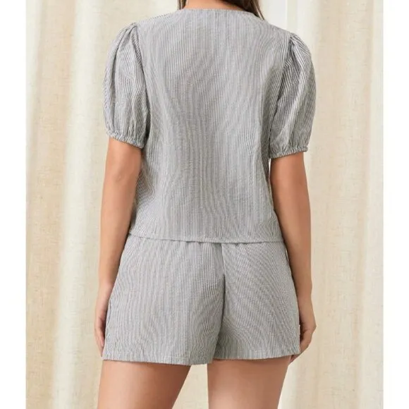 Stripe Print Short Puff Sleeves Bow Tie Front Tops With Elastic Waist Shorts