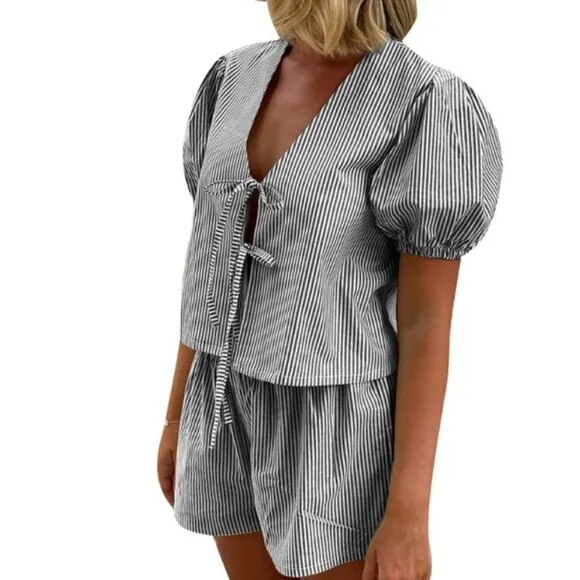 Stripe Print Short Puff Sleeves Bow Tie Front Tops With Elastic Waist Shorts