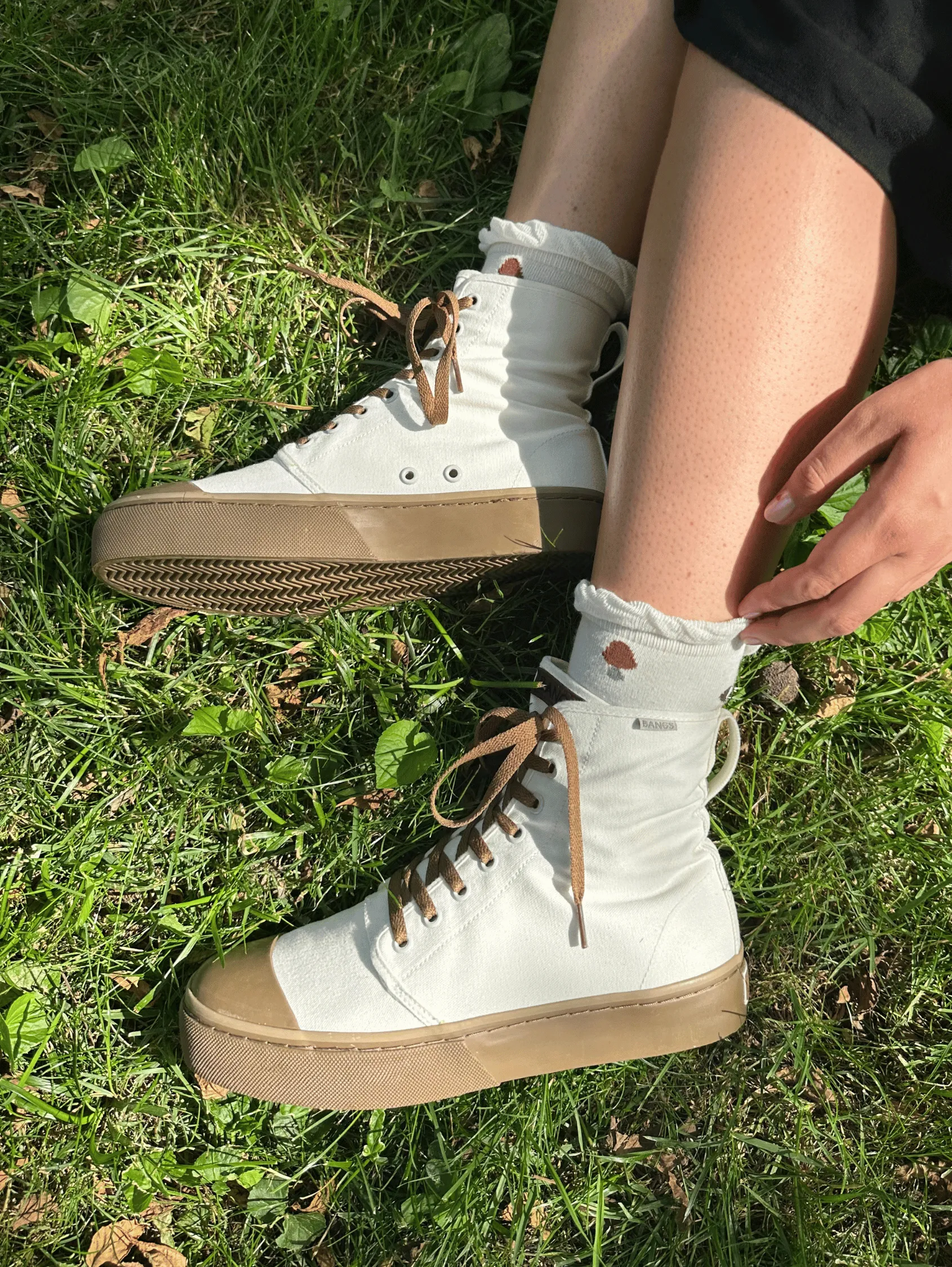 Sunshine Platform High Top